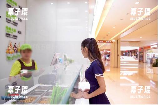 AISS爱丝(钻石版) - 欣杨的街角情怀：高清写真，4800万像素带来的郑重其事！