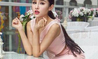 AISS爱丝(黄金版) - 亚美依穿短裤的日常，闪亮的套图分享在等你！
