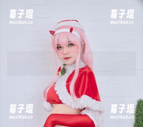 免费的Azami夏天作品，明明是我在消磨时间，结果却被她吸引住了。