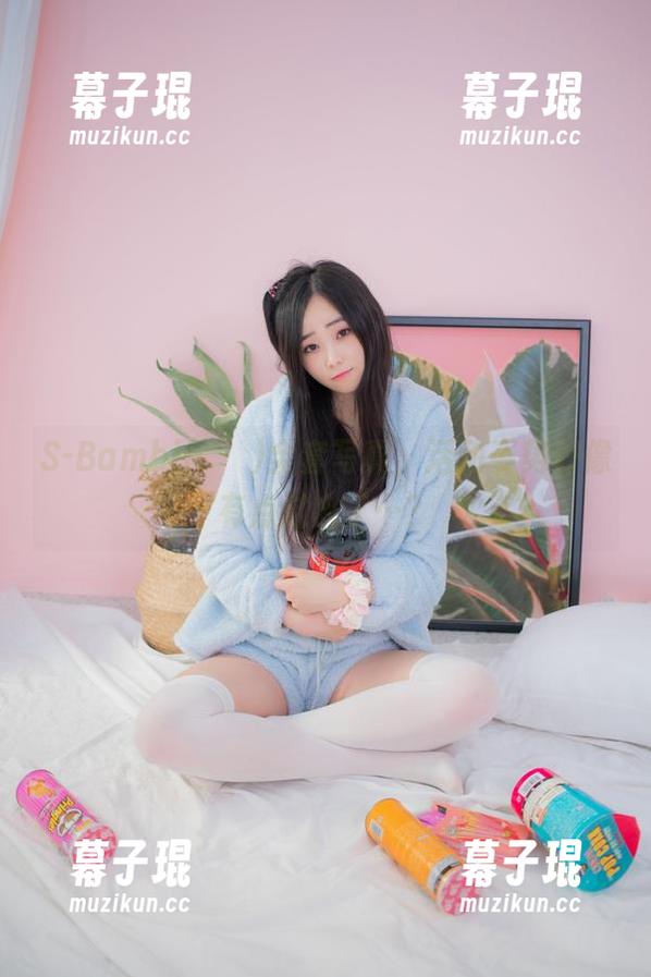 S-Bambi(밤비)全套写真，活动姿势好像有点过火了…？