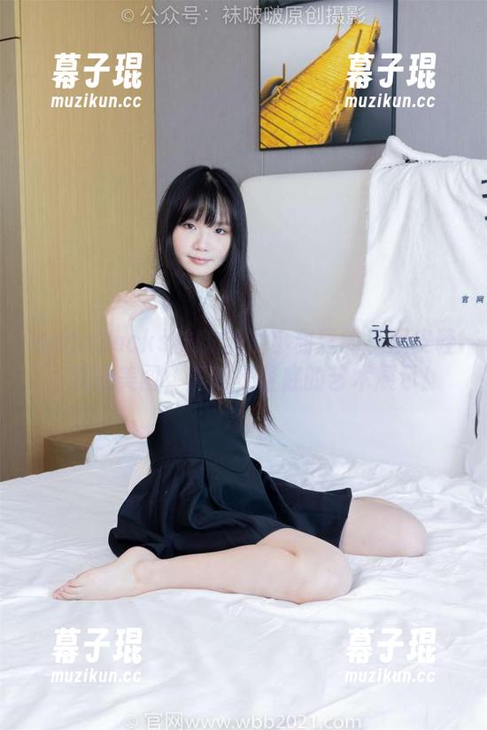 BoBoSocks袜啵啵 - 小甜豆的三双皮鞋，精选美图，真的是鞋底的艺术展示！