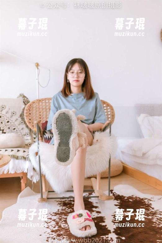 BoBoSocks袜啵啵 - 稚予的“女仆装”体验——这可是免费的错位清新作品！