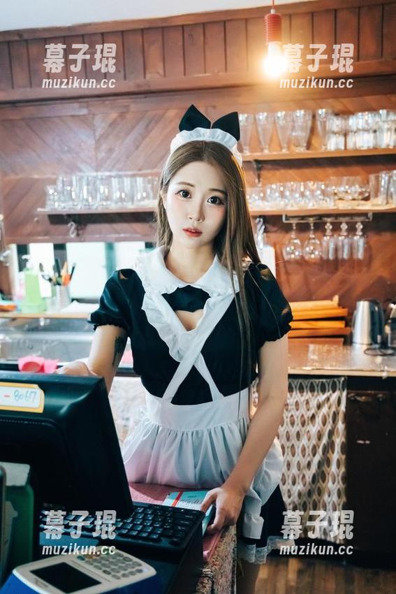 Bomi(普美)图集里的MoonNightSnap，你能想象月光会这么温柔？