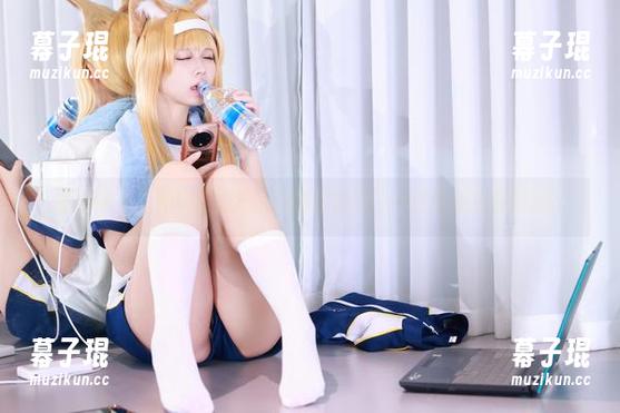 G44不会受伤 看G44不会受伤的清纯,心里默默想……这也是免费的吗?