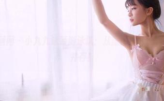 GIRLT果团网 - 小九九泳装游泳趴：从原图到套图，绝美与囧态并存！