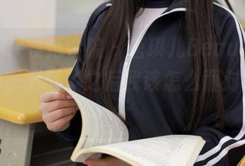 MFStar模范学院 - 唐琪儿Beauty的黑丝写真，下载了之后我该怎么面对镜子呢？