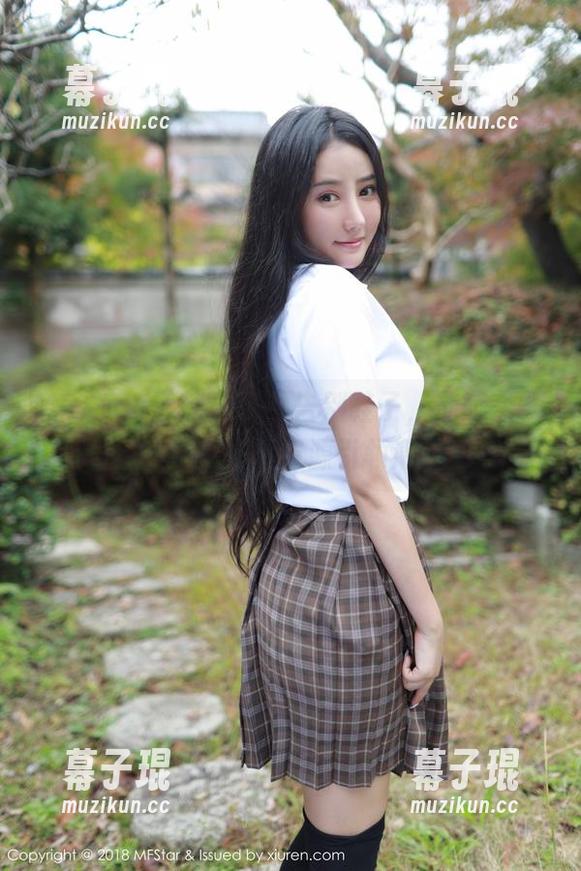 MFStar模范学院 - 告别鞋子，苏西-susie的私拍裸足资源引领潮流！