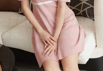 MiiTao蜜桃社 - 木奈奈的礼服图集：忍不住想下载，毕竟再贵的衣服也抵不过我的目光！