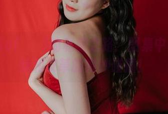 关注Pia(피아)的私房之路：图集中黑色学妹和皮革的微妙碰撞！