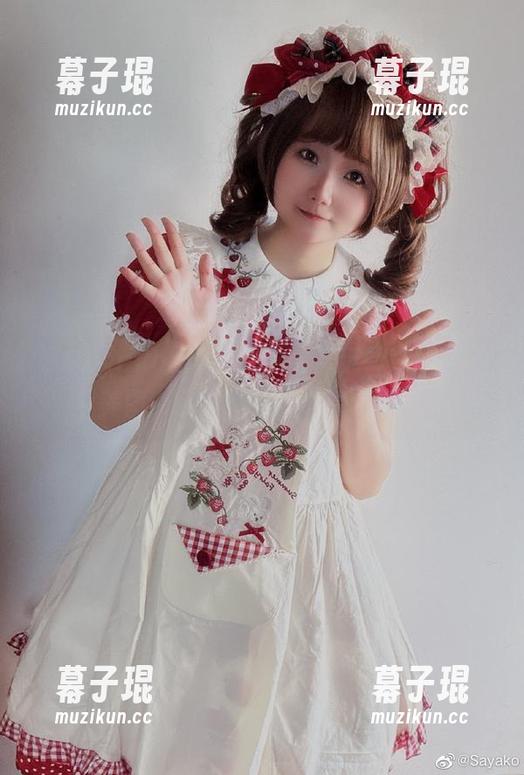 看Sayako＿今年4岁如何玩转凑阿库娅美图，你准备好被分享了吗？