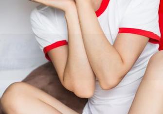 TouTiao头条女神 - 修女扮演指南：莫晓希的高清绝技与资源的有趣碰撞！