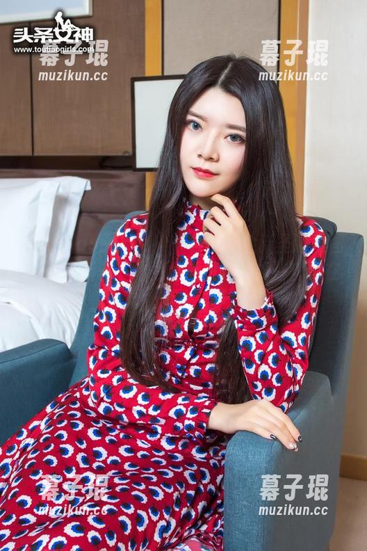 TouTiao头条女神 - 郭美美全新圣诞美图！快更新一下你的小心脏吧，或许它也在‘撒欢’！