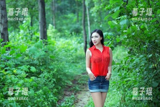 TuiGirl - 超高清的模特林夕职业装：迷雾中的员工？我甚至希望这就是职场的日常。