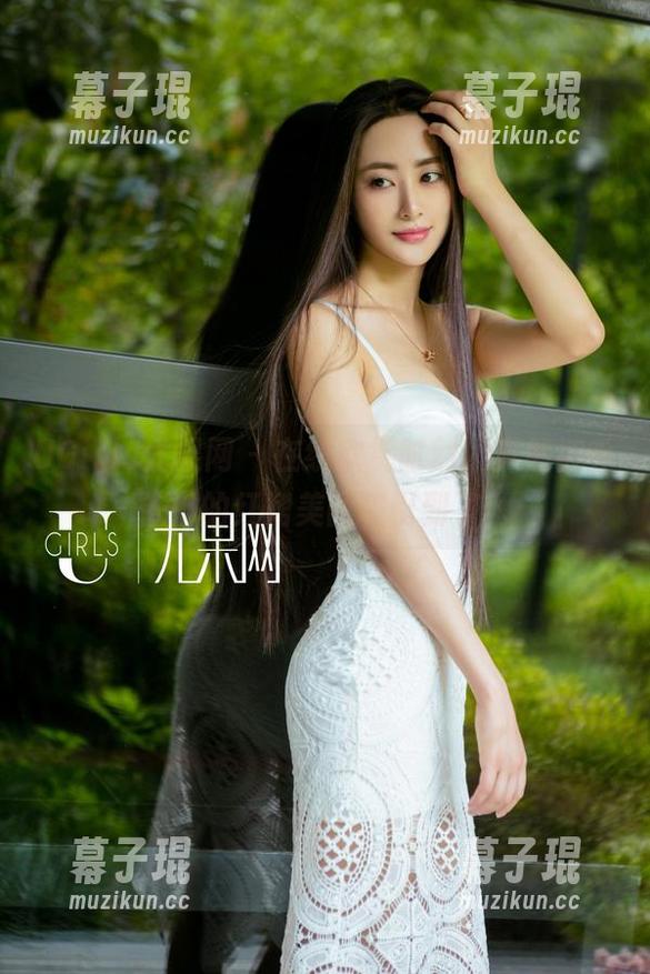 UGirls尤果网 - 在线欣赏时刻，竟然被乔依琳的红裙美图吸引到了！