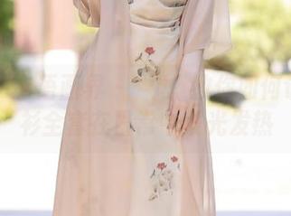 XIAOYU语画界 - 玥儿玥教你如何让白衬衫全套在日常中发光发热