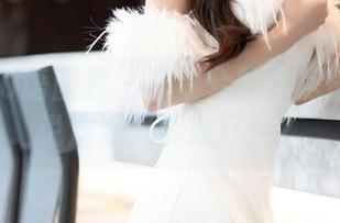XIAOYU语画界 - 苏曼兮的私房瑜伽：谁说洗脑只能靠打坐？