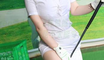 Xiuren秀人网 - z杯悠悠的职业装－对不起，我是不是不太能专心了？
