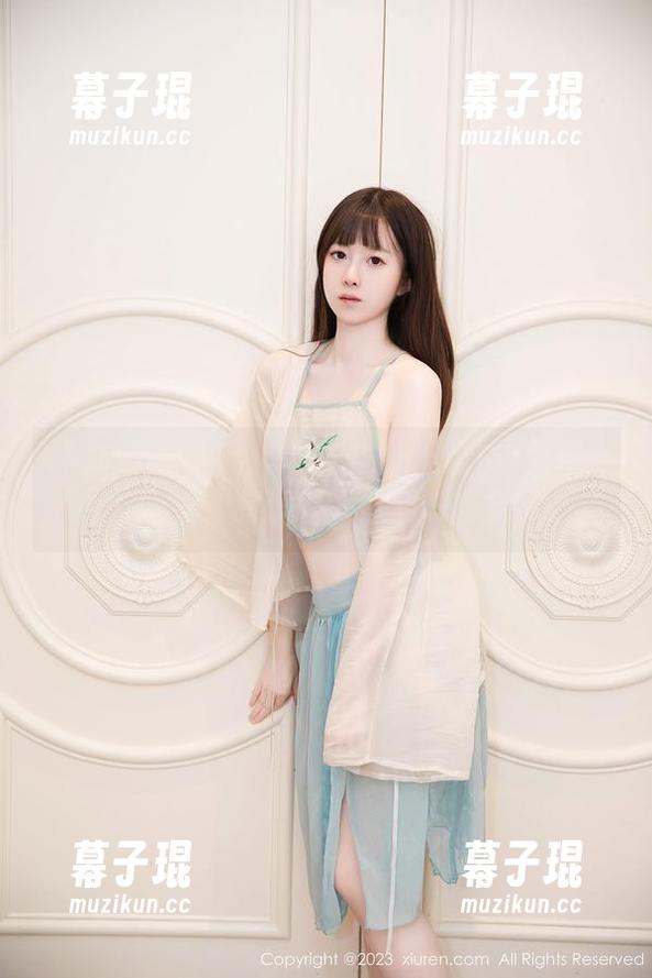 Xiuren秀人网 - 吊带加九千柒柒=免费小困扰，有没有人跟我一样？