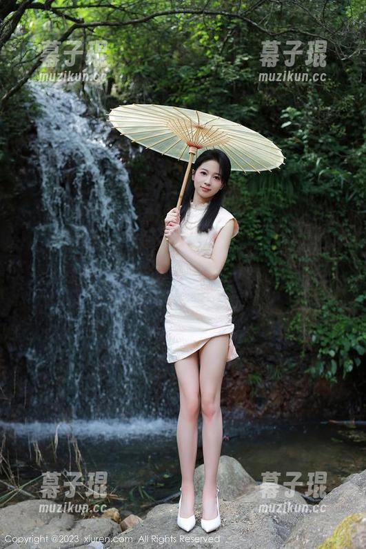 Xiuren秀人网 - 图片与资源，别再说我是个没品位的看客–夏馨瑶的剧情其实也挺有趣的吧？