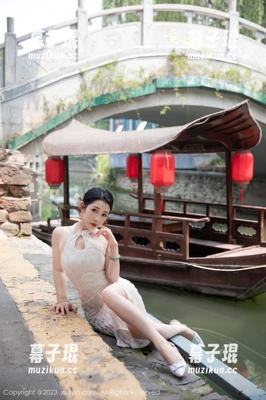 Xiuren秀人网 - 奈奈Fox的高清写真实在让人想试试瑜伽了，真的只为身体吗？