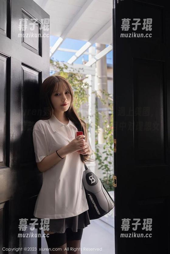 Xiuren秀人网 - 当“御姐”遇上美图，徐莉芝Booty正在重塑我心目中对理想女性的定义。