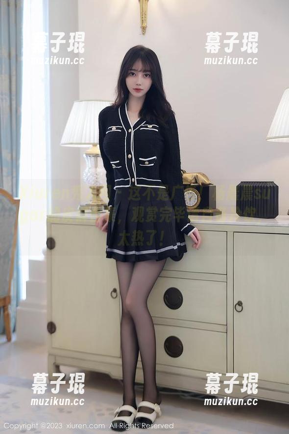 Xiuren秀人网 - 这不是广告！杨晨晨sugar的皮裤合集，观赏完毕请自备冷饮，太热了！