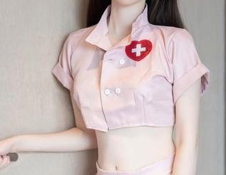 Xiuren秀人网 - 王梓童Doirs的写真：怎样才能成为摄影师的天使合伙人？