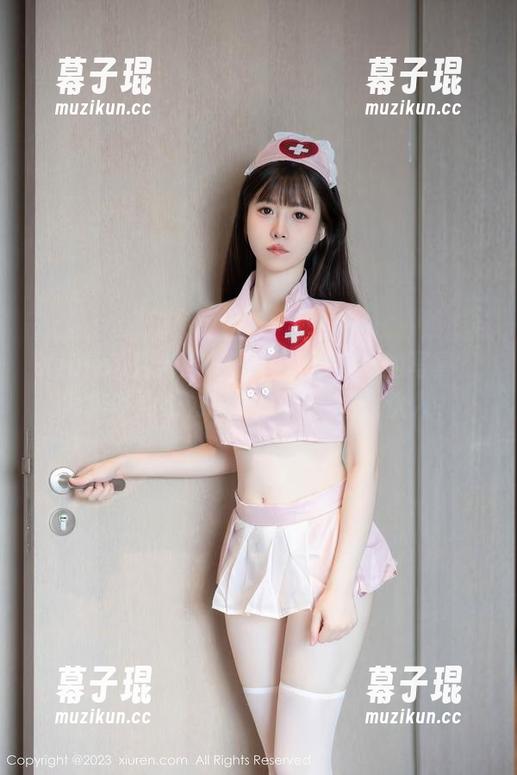 Xiuren秀人网 - 王梓童Doirs的写真：怎样才能成为摄影师的天使合伙人？