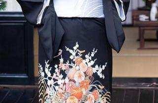 Xiuren秀人网 - 王馨瑶Yanni私拍图集，果然女神就是女神，居然让我觉得周围的花都没意义