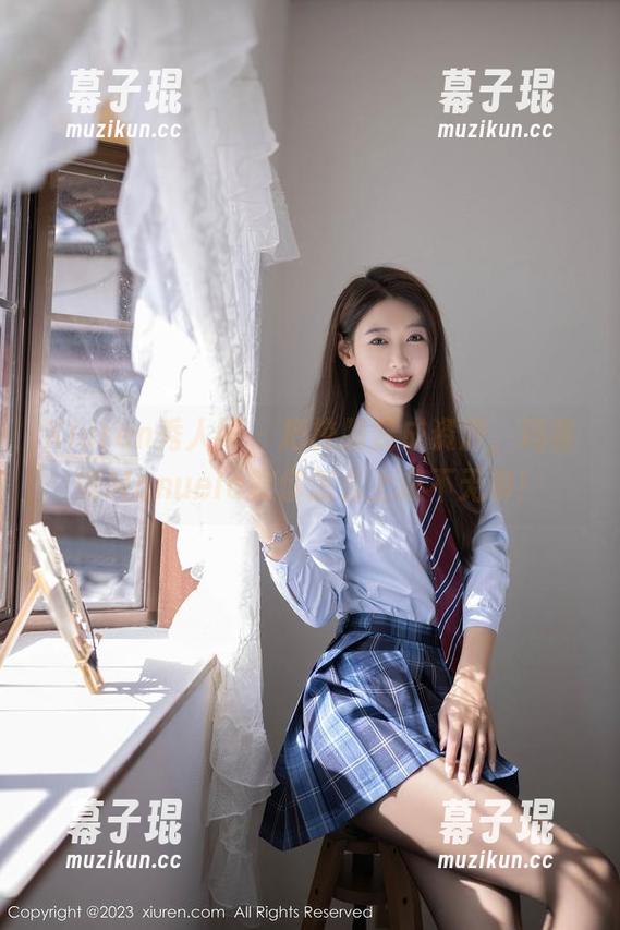 Xiuren秀人网 - 把校服变成资源，玛鲁娜Manuela教你怎么上课不无聊！