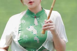 Xiuren秀人网 - “蛋蛋宝强势回归，女王作品强烈更新”.