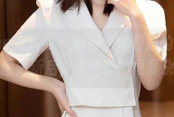 Xiuren秀人网 - 麻布学妹和她的礼服，套图更新后，感情真的很复杂！