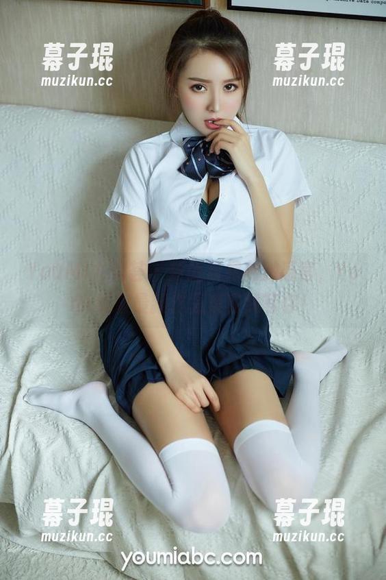 YouMi尤蜜荟 - 新版短裙刺激感官，Yomi悠蜜最新作品集在线等你！