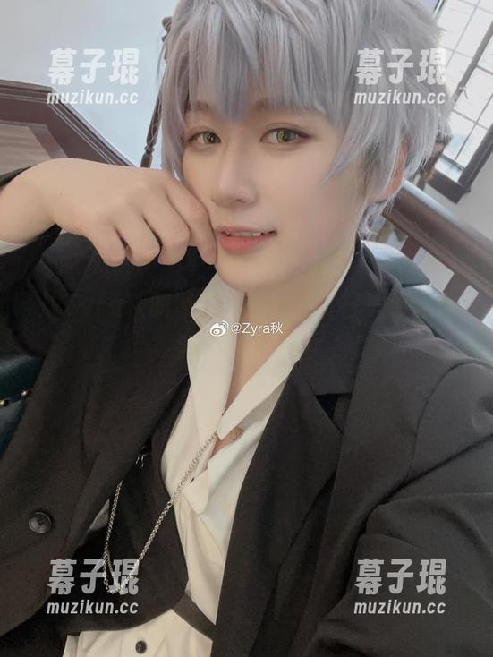 从Zyra秋的泳装里溢出的夏日气息，全套下载不停！
