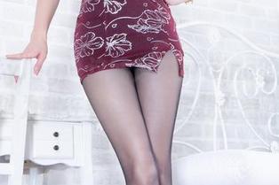 beautyleg - 这就是Lorraine的海边：你以为我在看海，其实我在看你。