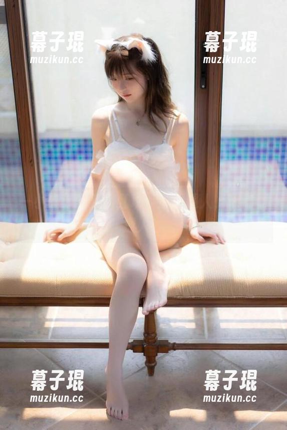 一小央泽的新月红玫：原图逼人，精选更撩人！