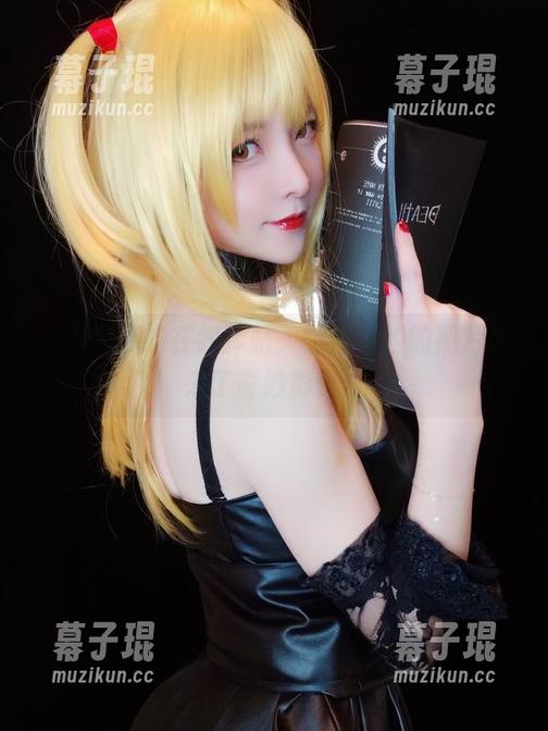 一小央泽 一小央泽的在线驿站,黑狐姐姐的照片发来了奇妙影像!