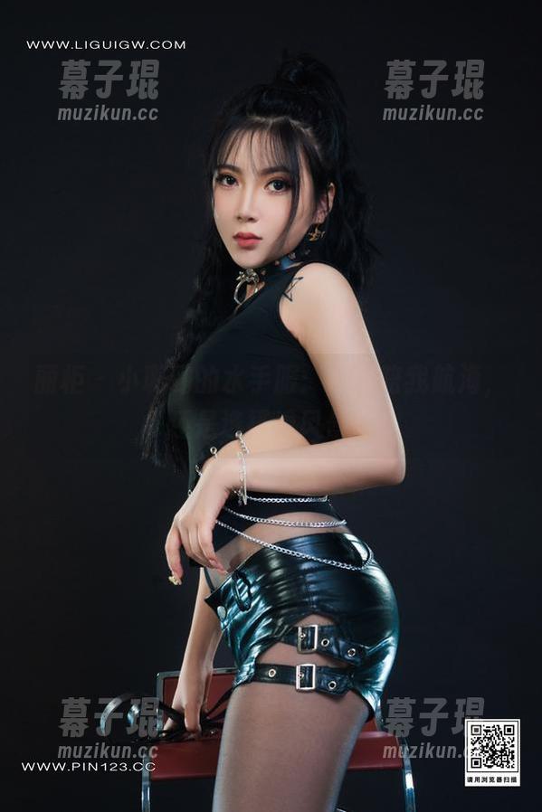 丽柜 - 小璐璐的水手服：你能陪我航海，还是选择看风景？