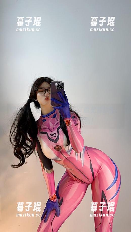微密圈 - 俏妞qiaoniuTT的美脚标签：收藏不可错过的美图！