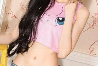 克拉女神 - 打工人欣妮变兔女郎，私房图片是不是在炫耀吃草？
