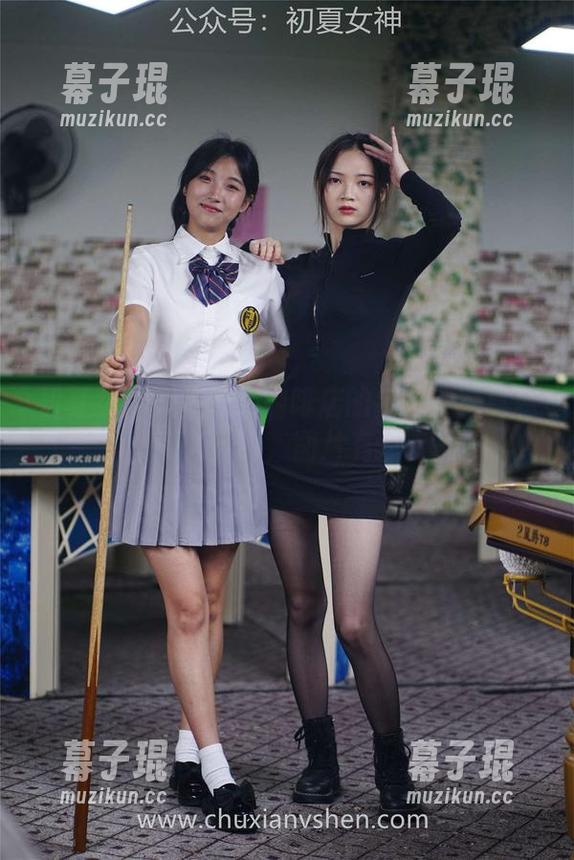 初夏女神-点点 初夏女神 - 点点开咖啡店的妄想?专属私房JK,嗨,图片有点软