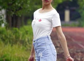 初夏女神 - 免费图片上线！环环的港式热辣，让你体会到另一种“热”。