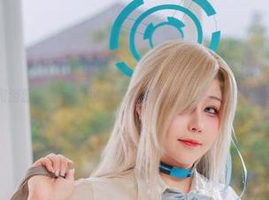 信浓赛车和浴缸，这组合也是够奇特的，快来瞧瞧咔喵的图集吧！