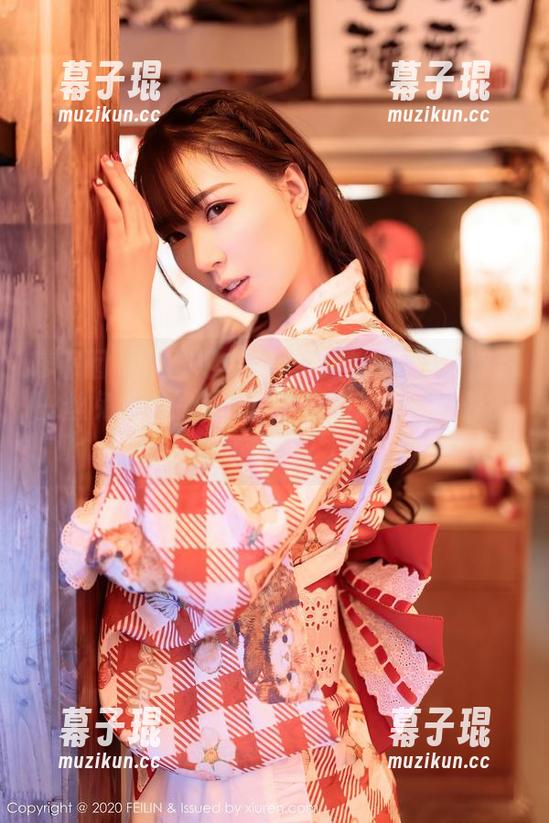 嗲囡囡-施忆佳KITTY 嗲囡囡 - 从施忆佳KITTY的原图里偷得到一丝兔女郎的灵气,写真应该搭配场外的小面筋吧?!