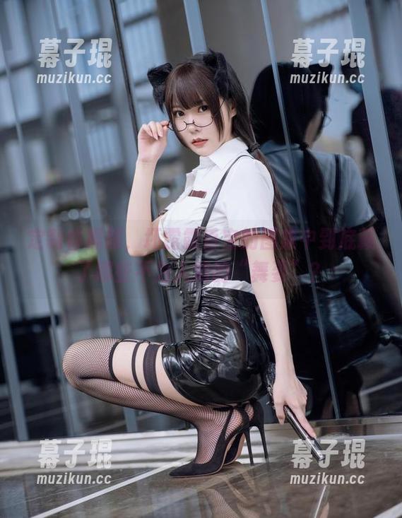 定制体操服，坏露露香宝的图集中到底藏了哪些不为人知的“舞姿”？