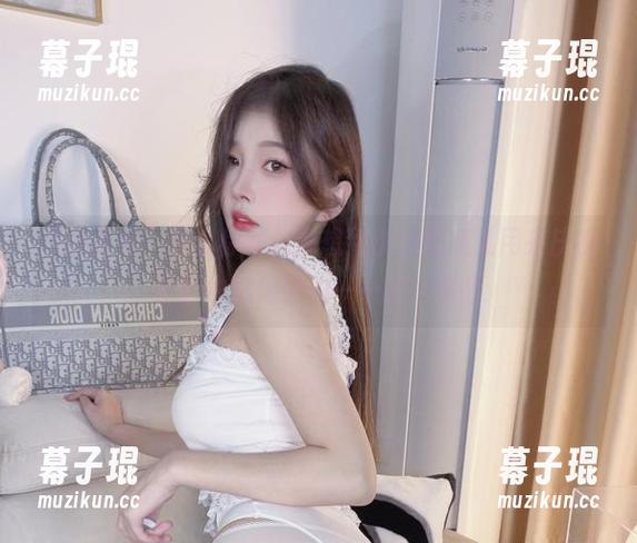 “仙女兔”这个称号，没想到小小奶瓶儿用来庆祝生日也挺勉强的——图片作品