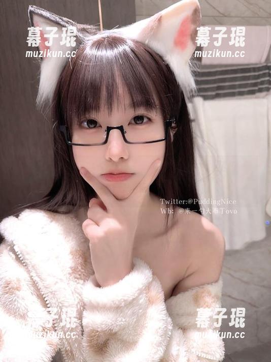 一言不合就来个全套，布丁大法的圣诞兔图包你见过吗？