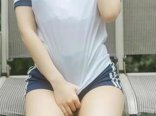 当幼水铃衣撞上Miku的‘无圣光派对’，原图效果直逼老妈那个年代的抽屉照！