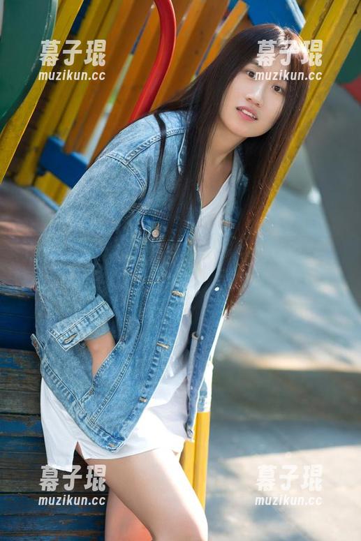 推女郎 - 女孩在林清儿的照片跨越时空，你不想关注一下吗？