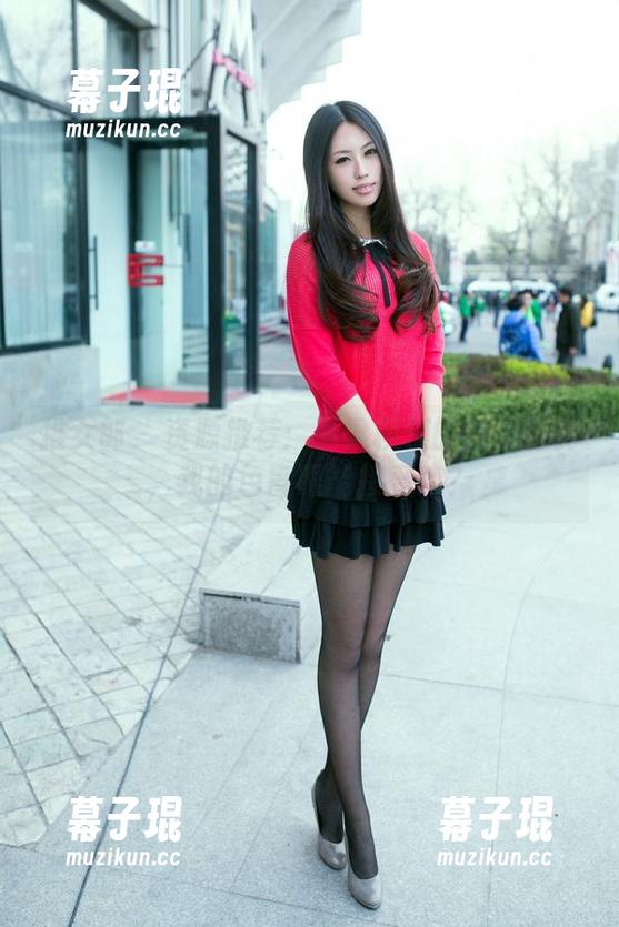 推女郎-梁棋棋 推女郎 - 资源推荐:看梁棋棋的纯白写真,我的色盲眼能接受嘛?